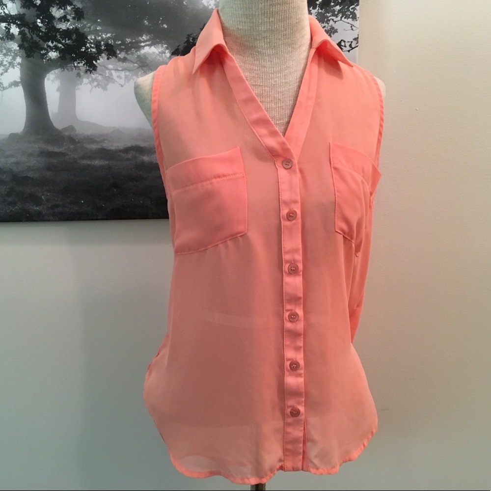 High-Low Sleeveless Button Down Blouse Size XS